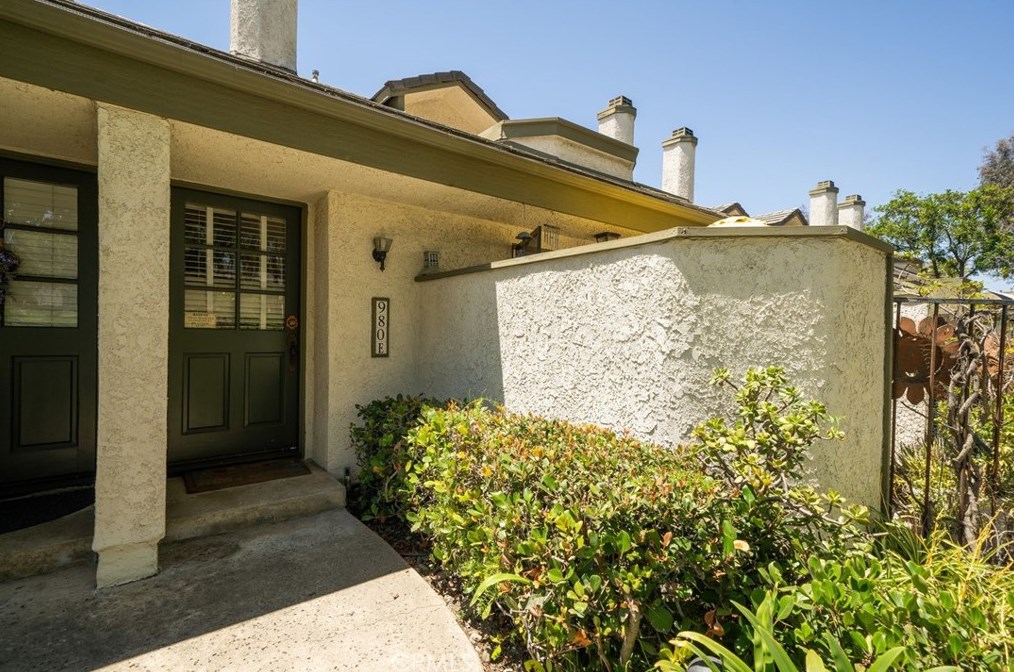 980 W Arrow #e, Upland, CA 91786