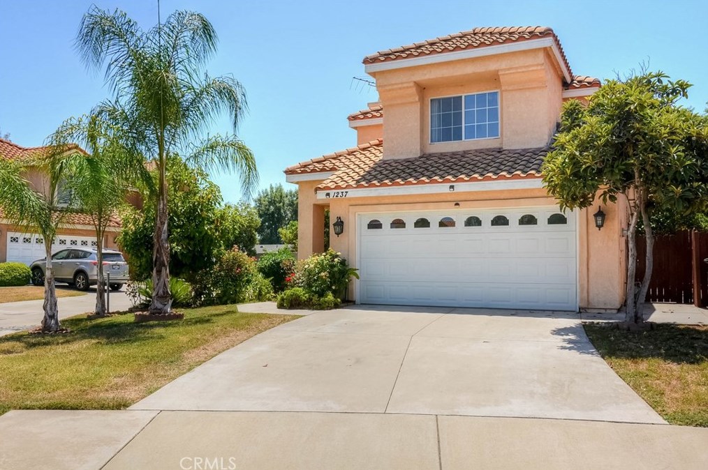 1237 Nashville Ct, Pomona, CA 91768