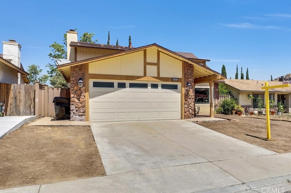 12036 Suzanne Dr, Fontana, CA 92337
