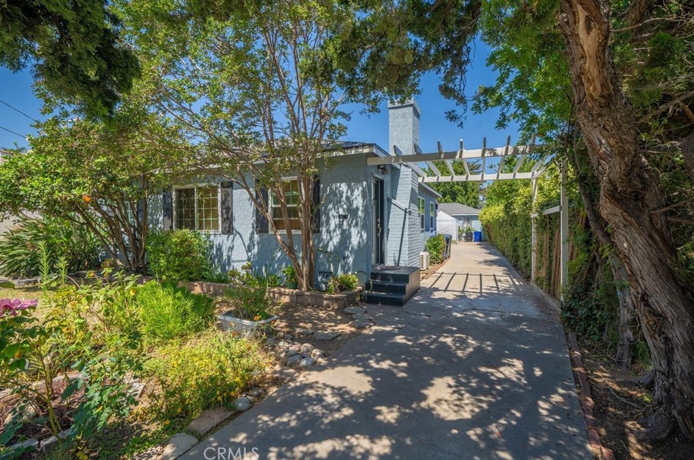 276 S Santa Anita Ave, Pasadena, CA 91107