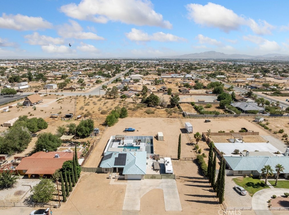 14828 Eucalyptus St, Hesperia, CA 92345