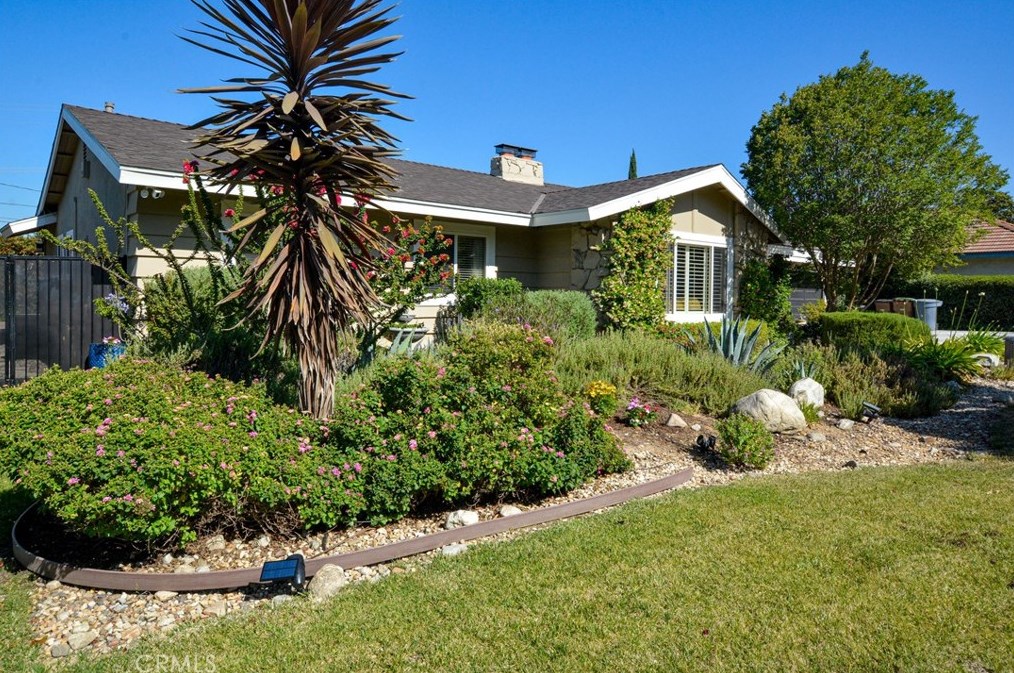 1561 Whittier Ave, Claremont, CA 91711
