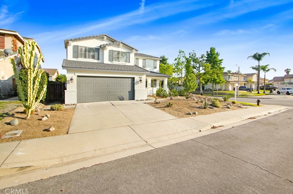 14263 Humbolt Ct, Fontana, CA 92336