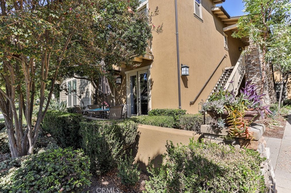 3259 Edenglen Ave, Ontario CA  91761-5267 exterior