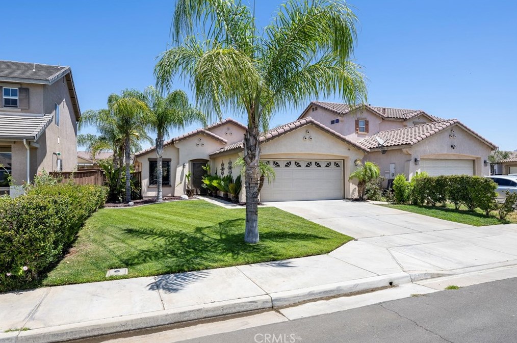 1150 Alderwood Dr, Perris, CA 92571