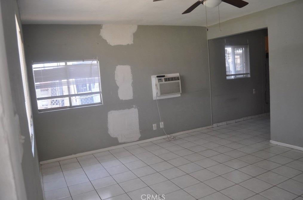 274 W Phillips Blvd, Pomona, CA 91766