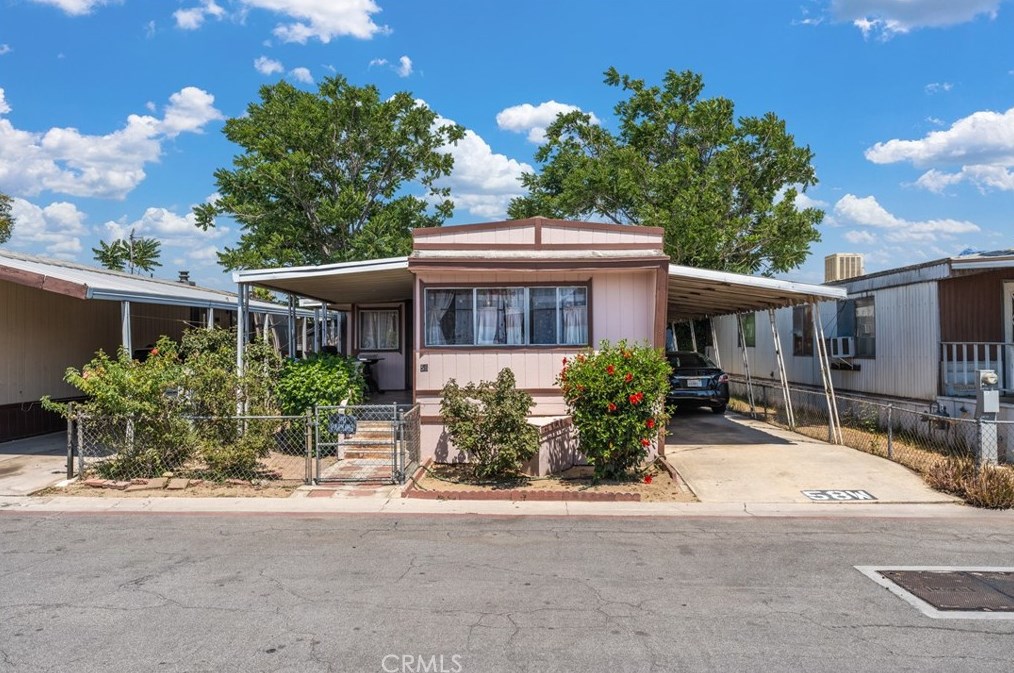 17225 Valley Blvd #58w, Fontana, CA 92335