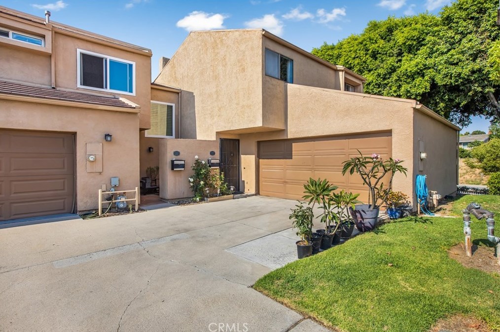 19695 Marino, Yorba Linda, CA 92886