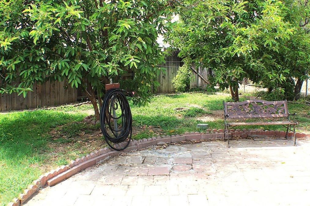 1264 Eucalyptus Ave, Rialto CA  92376-3734 exterior