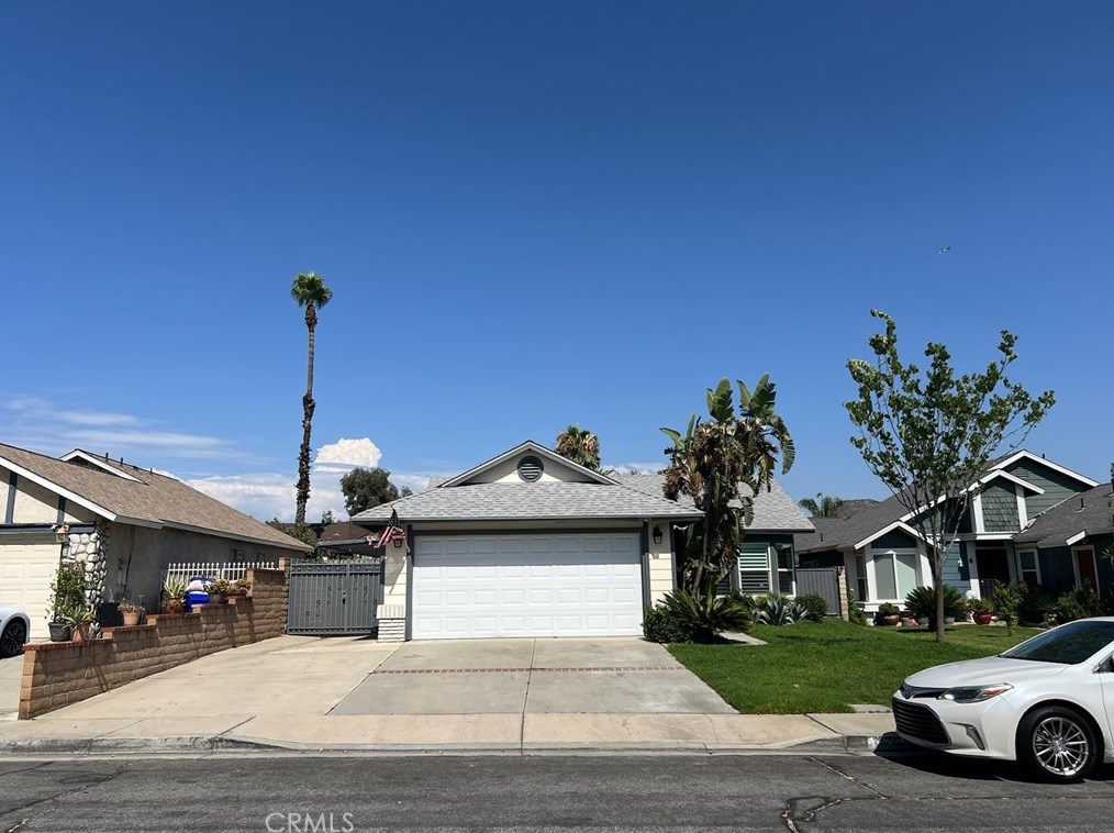 11765 Rancherias Dr, Fontana, CA 92337