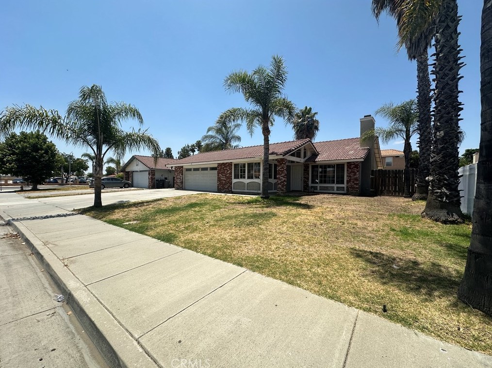 1140 Creekwood Ct, Perris, CA 92571