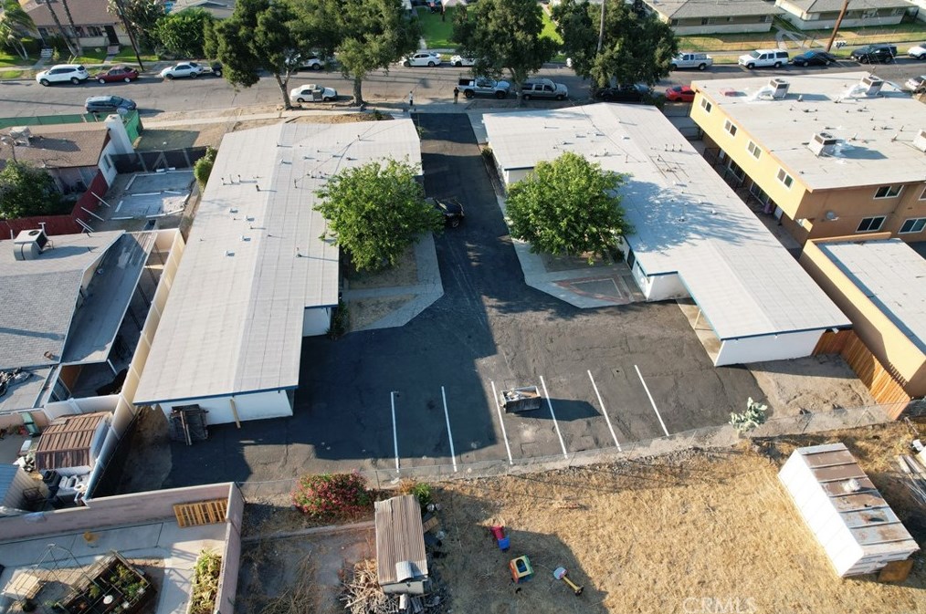 469 W Ramona Dr, Rialto, CA 92376