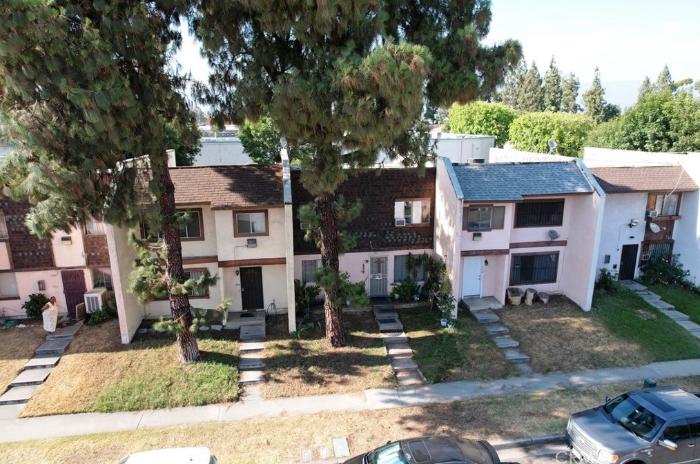 478 W Jackson St, Rialto, CA 92376