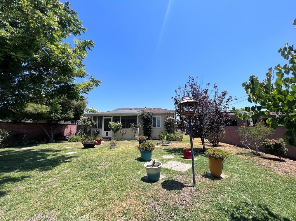 5021 N Arroway Ave, Covina, CA 91724