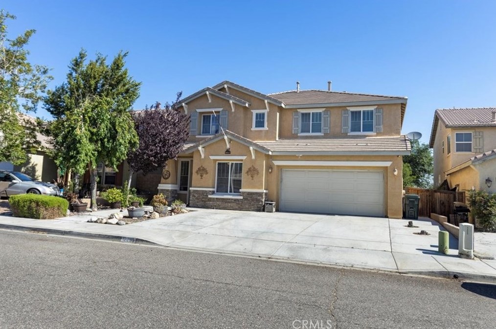 12298 Alcorn Dr, Victorville, CA 92392