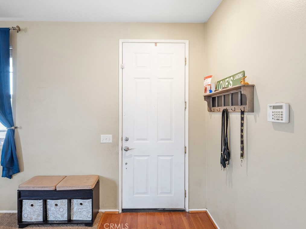 13364 Pleasant View Ave, Hesperia, CA 92344