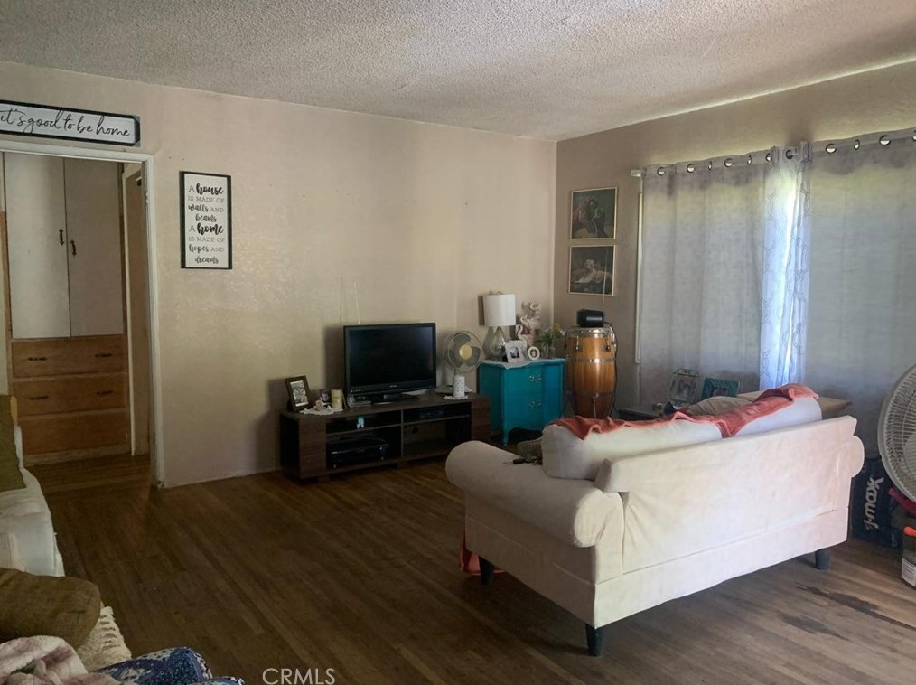 1415 Evans St, San Bernardino, CA 92411-1719