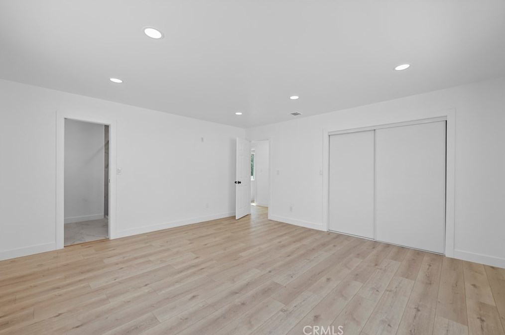 811 94th St, Los Angeles CA  90044-4701 exterior