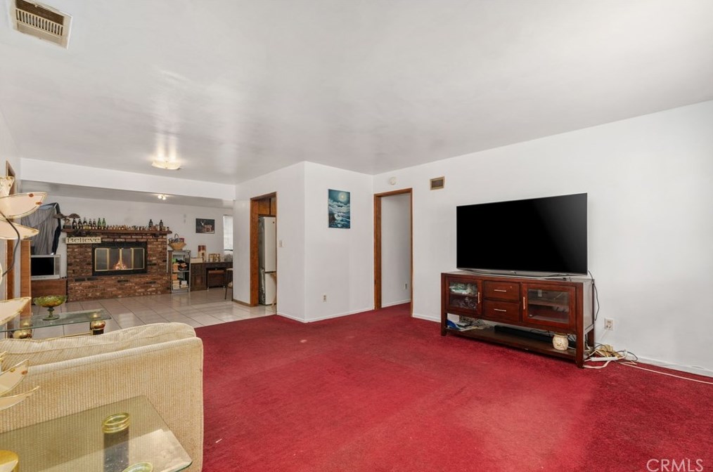 314 E Erwin St, Rialto, CA 92376