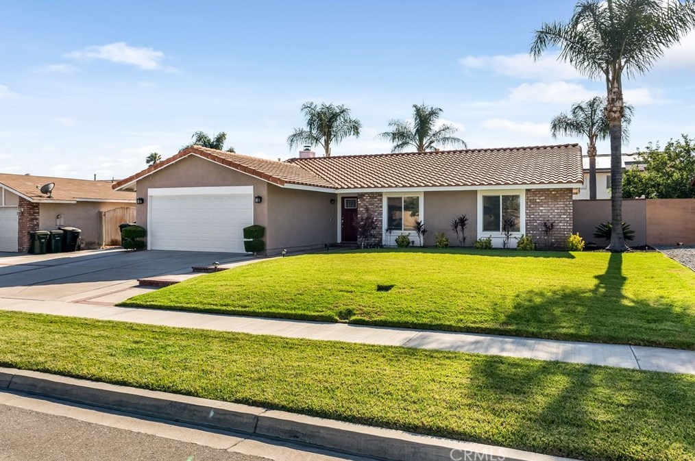 7468 Jacaranda Ave, Fontana, CA 92336