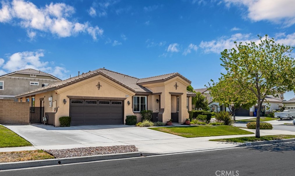6973 Clear Lake Way, Fontana, CA 92336
