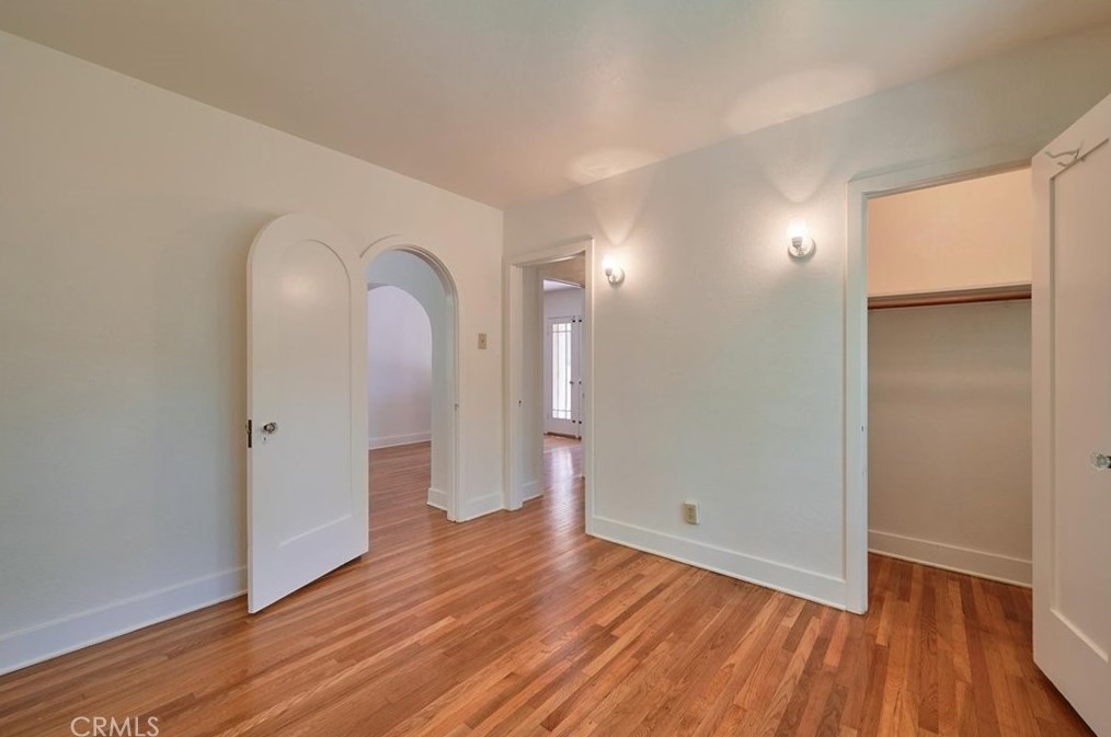 214 4th St, Ontario CA  91764-2708 exterior