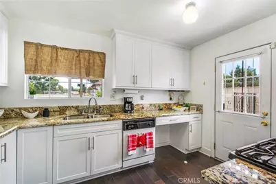 1130 N 13th Avenue, Upland, CA 91786 - Photo 8