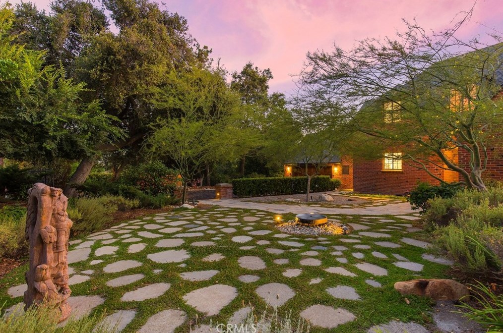 3651 Padua Ave, Claremont, CA 91711