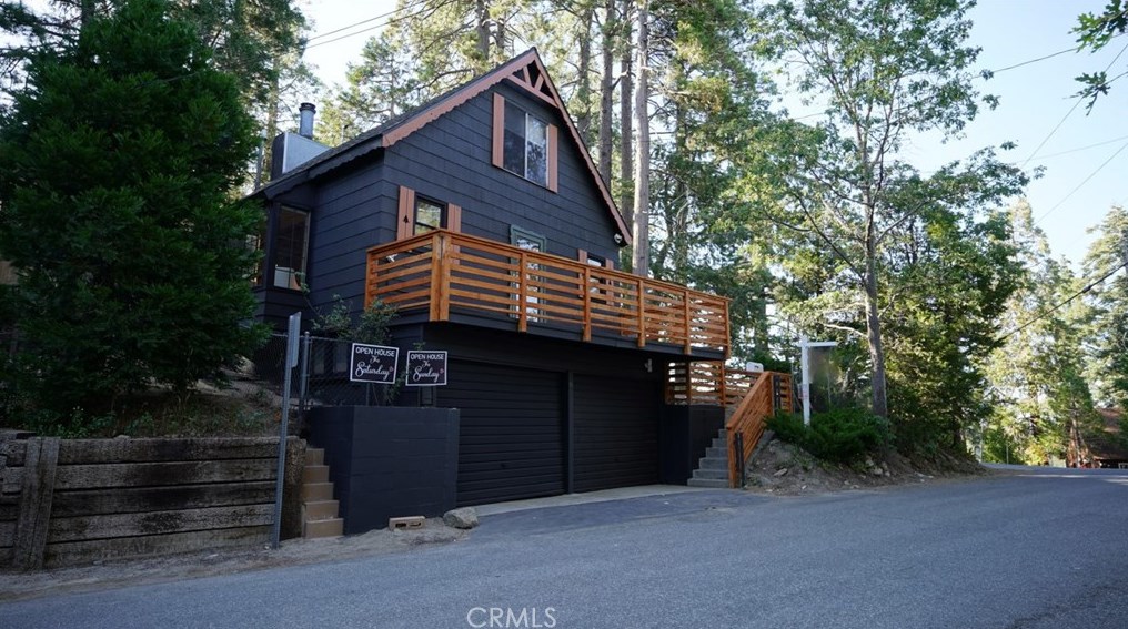 610 Club House Dr, Twin Peaks, CA 92391