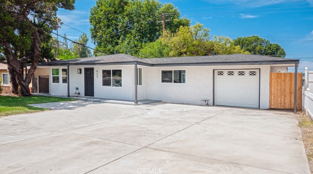 835 S Jenifer Ave, Glendora, CA 91740
