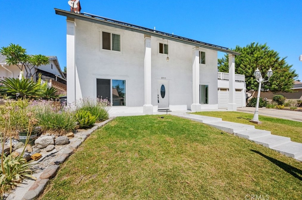 23917 Decorah Rd, Pomona, CA 91765