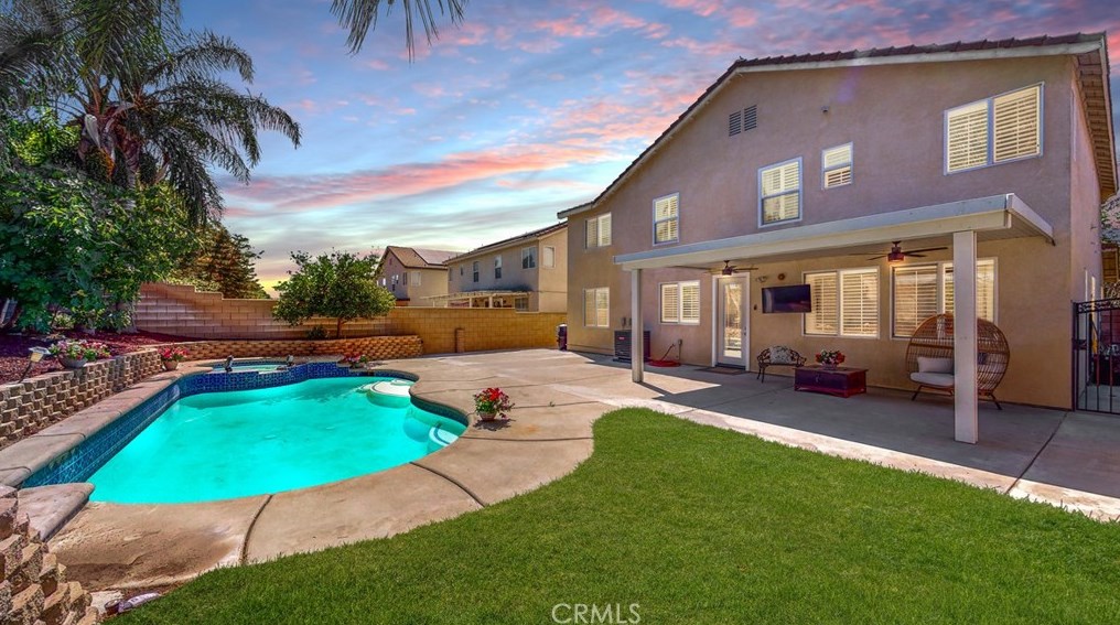 15724 Athena Dr, Fontana, CA 92336