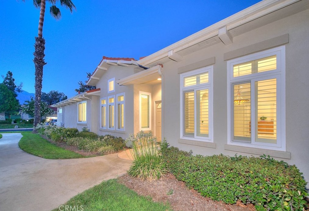 1536 Upland Hills Dr, Upland, CA 91784-9171