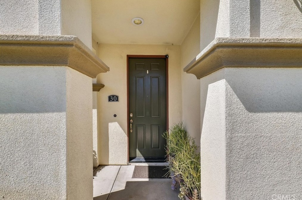 2750 Oak Hill Dr, Ontario, CA 91761-6547