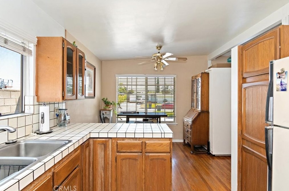 549 Greenhaven St, Covina CA  91722-2104 exterior