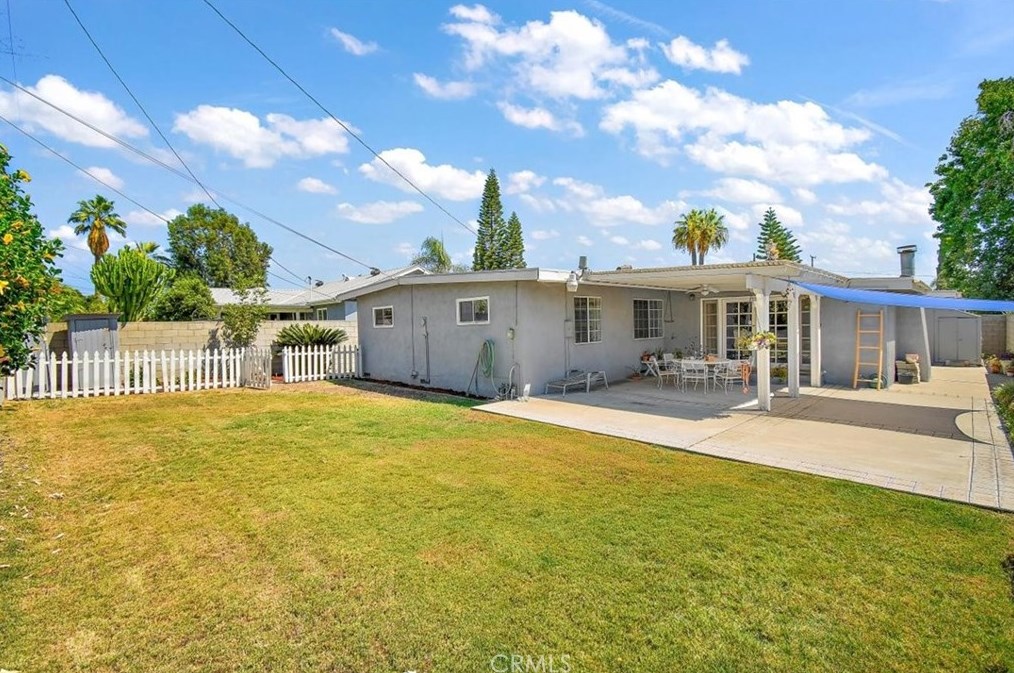 549 Greenhaven St, Covina CA  91722-2104 exterior