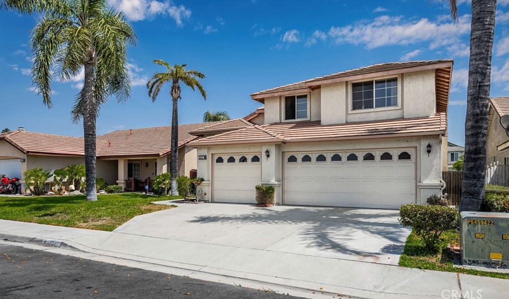 12027 Ponderosa Ct, Fontana, CA 92337