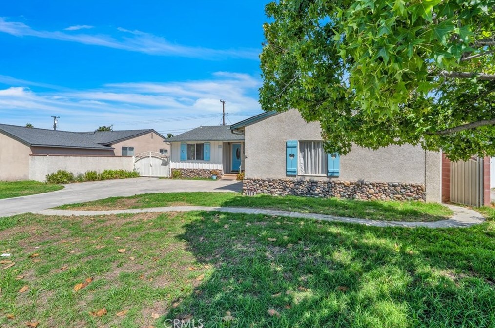 625 Gage Ave, Fullerton, CA 92832-3109