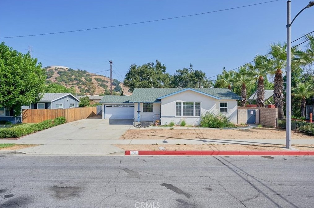 1263 E Allen Ave, Glendora, CA 91740