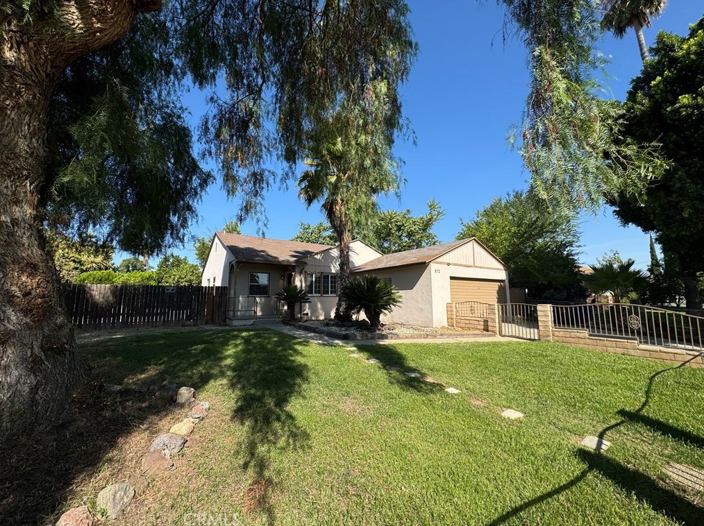 872 N Clifford Ave, Rialto, CA 92376