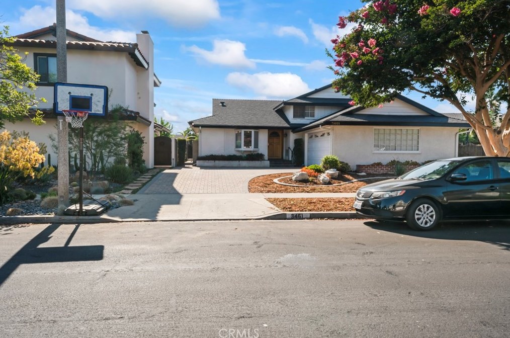 3461 El Dorado Dr, Long Beach, CA 90808-3206