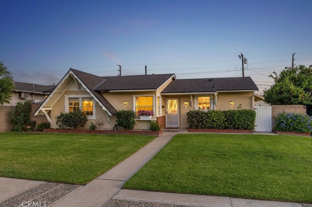 1142 Essex St, Glendora, CA 91740-5318