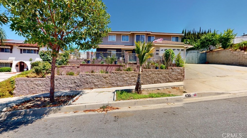 420 Carpio Dr, Pomona, CA 91765