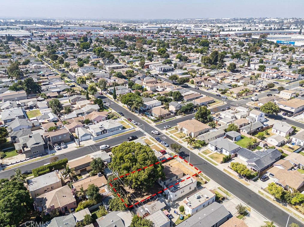 2708 E Madison St, Long Beach, CA 90810