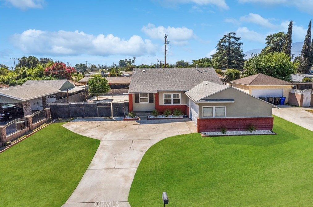 836 N Millard Ave, Rialto, CA 92376