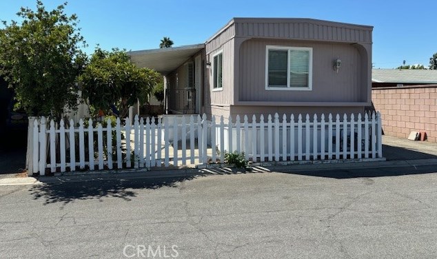 2250 W Mill St, Colton, CA 92324