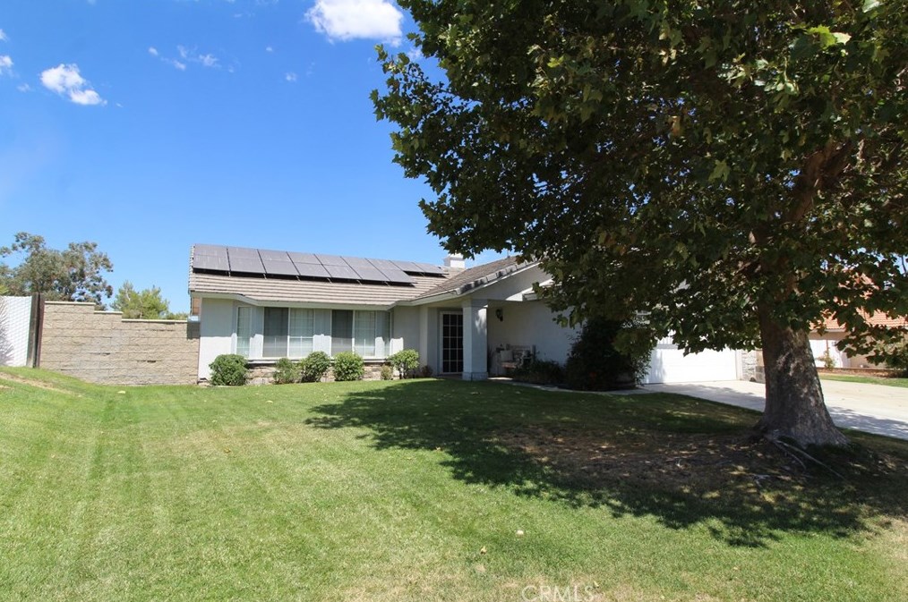 15056 Farmington St, Hesperia, CA 92345
