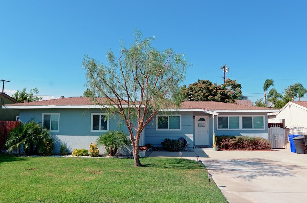 630 W 3rd St, Rialto, CA 92376