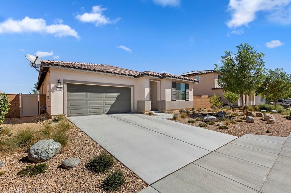 11646 Mccord Ln, Victorville, CA 92392
