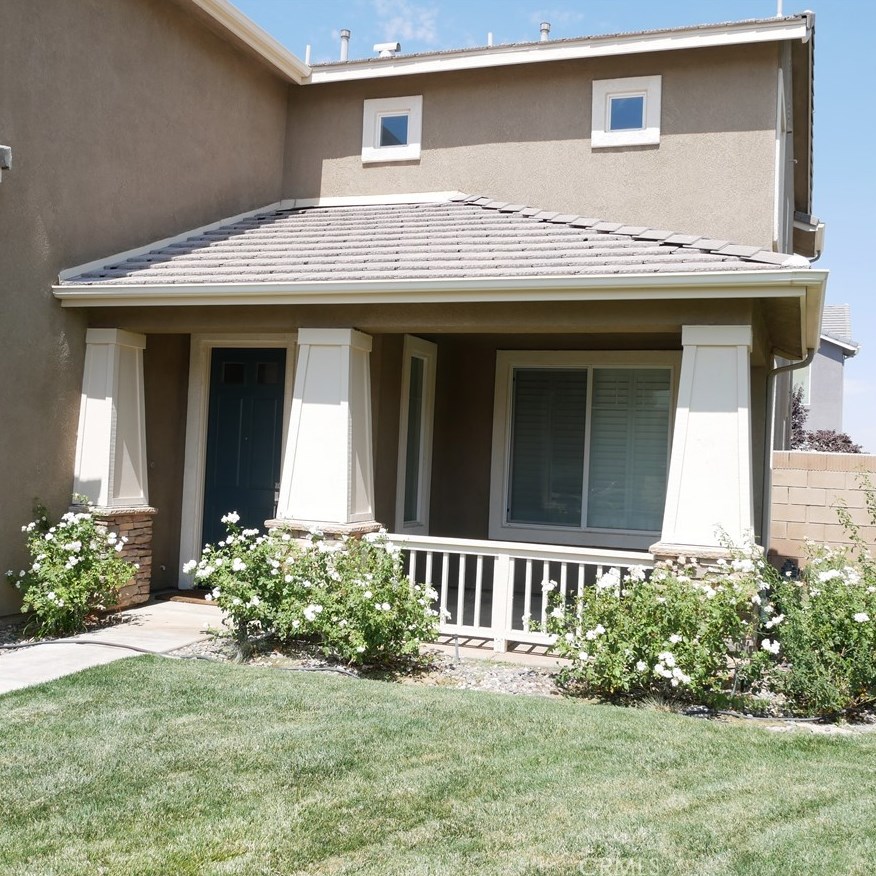 3759 W Norberry St, Lancaster, CA 93536